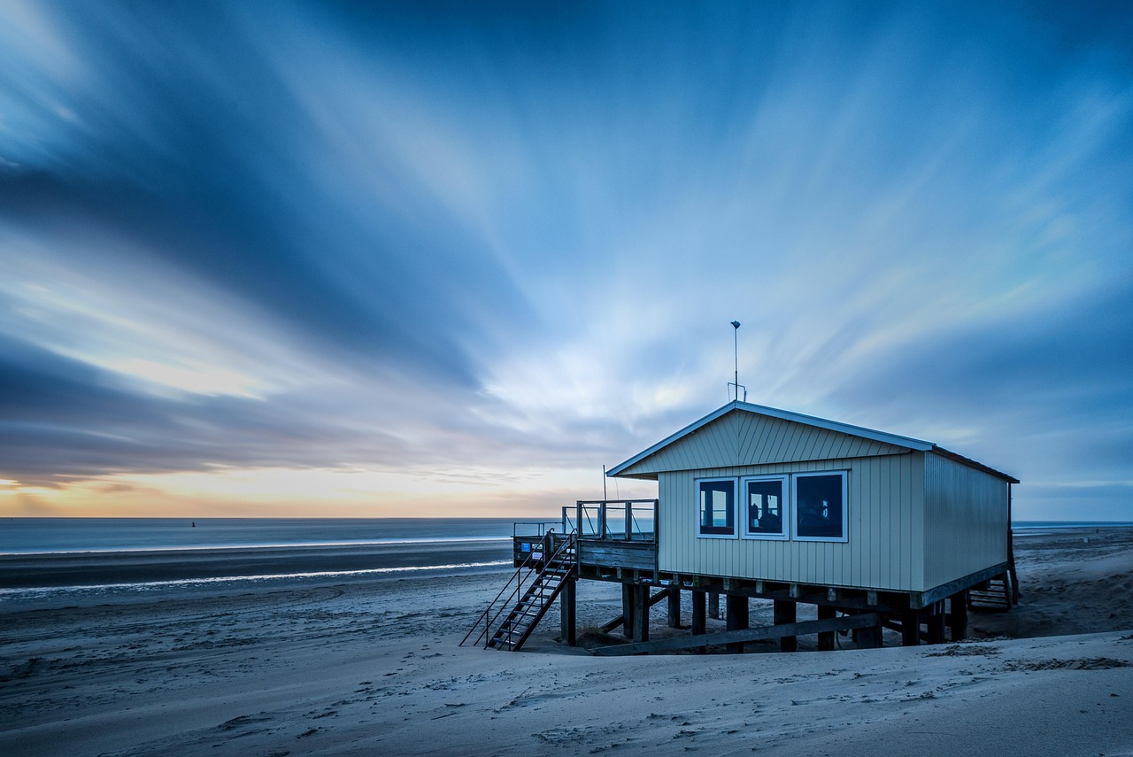 ameland, the netherlands, nature, house, beach, coast, sand, coastline, shore, seashore, seaside, building, beach house, sea, ocean, scenery